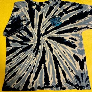 SANTA CRUZ SKATEBOARDS 🛹 Tie-dye t-shirt . Good condition